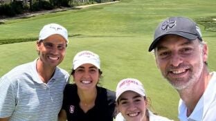 Rafa Nadal en el torneo ben&eacute;fico de golf de Pau Gasol