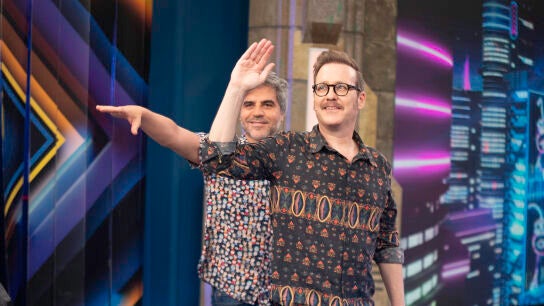 Ernesto Sevilla y Joaqu&iacute;n Reyes descubren el curioso efecto del "tornillo atractivo" en El Hormiguero