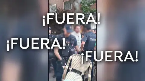 Escoltado protesta barrio Escoltado protesta barrio