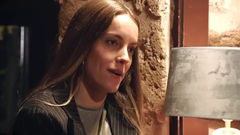 Avance del último episodio de Traitors: Carlos y Paula, dispuestos a todo por el botín de 50.000 euros Avance del último episodio de Traitors: Carlos y Paula, dispuestos a todo por el botín de 50.000 euros