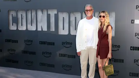 Eric Dane confirma su relación con Janell Shirtcliff en la premiere de su serie Countdown Eric Dane confirma su relación con Janell Shirtcliff en la premiere de su serie Countdown