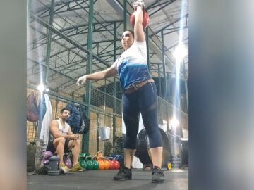 Esther Mora, campeona del mundo en levantamiento de pesa rusa: ¡casi 12.000 kilos en media hora!