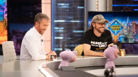 "Me molesta Revilla": la confesión de Santiago Segura durante el juego de Trancas y Barrancas "Me molesta Revilla": la confesión de Santiago Segura durante el juego de Trancas y Barrancas