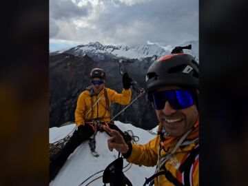 Los hermanos Pou, contra la nieve y la roca del Nevado Churup