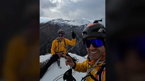 Los hermanos Pou, contra la nieve y la roca del Nevado Churup Los hermanos Pou, contra la nieve y la roca del Nevado Churup