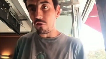 Salva deja su trabajo.