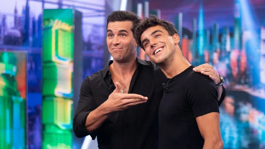 Mario Casas y su hermano Óscar, en El Hormiguero Mario Casas y su hermano Óscar, en El Hormiguero