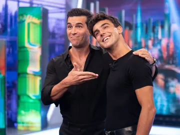 Mario Casas y su hermano Óscar, en El Hormiguero Mario Casas y su hermano Óscar, en El Hormiguero