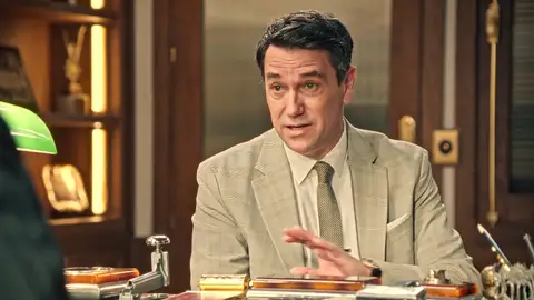 Capítulo 337 de Sueños de libertad; 26 de junio: Damián se plantea contratar a Gabriel como abogado de la empresa Capítulo 337 de Sueños de libertad; 26 de junio: Damián se plantea contratar a Gabriel como abogado de la empresa