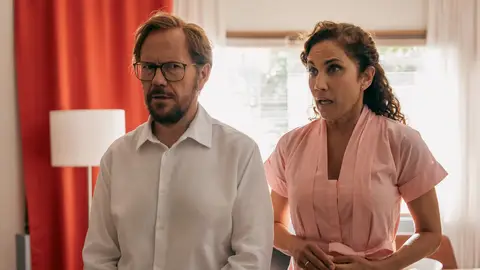 Santiago Segura y Toni Acosta en Padre no hay más que uno 5 Santiago Segura y Toni Acosta