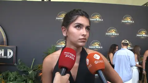 Lucía Rivera atendiendo a los medios durante un evento en Madrid Lucía Rivera atendiendo a los medios durante un evento en Madrid