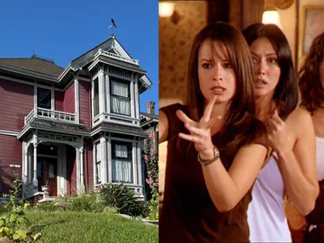 La casa de Embrujadas con las actrices Shannen Doherty, Holly Marie Combs y Alyssa Milano La casa de Embrujadas con las actrices Shannen Doherty, Holly Marie Combs y Alyssa Milano