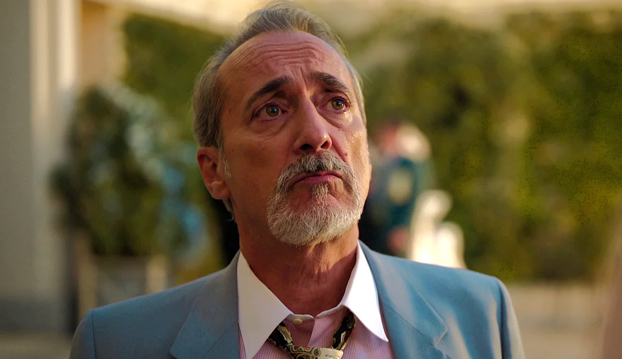 Mansilla es detenido y su relación con Deborah llega a su final