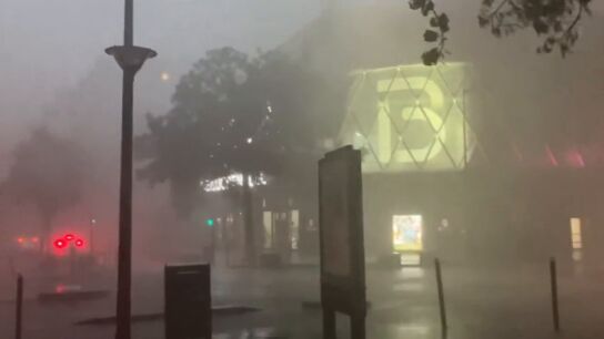 Tormenta en Par&iacute;s