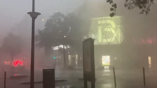Tormenta en París Tormenta en París