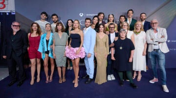 Foto familia elenco