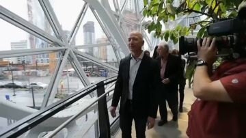 Efemérides de hoy 5 de julio de 2025: Jeff Bezos deja de ser el CEO de Amazon