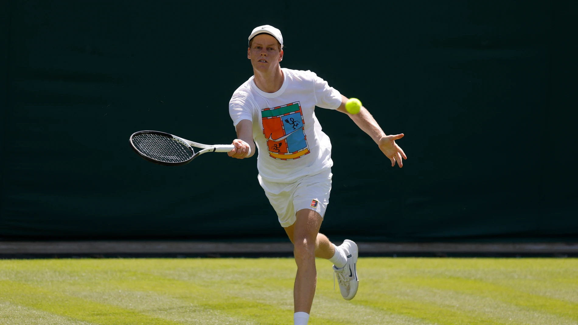 Jannik Sinner se ejercita en las instalaciones del All England Lawn Tennis and Croquet Club Jannik Sinner se ejercita en las instalaciones del All England Lawn Tennis and Croquet Club