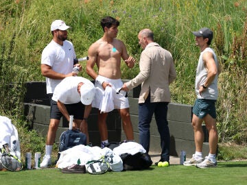 Carlos Alcaraz en un entrenamiento en Wimbledon