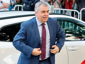 A3 Noticias 1 (30-06-25) Cerdán niega haber cobrado comisiones y dice ser víctima por negociar la investidura con PNV y Bildu