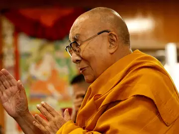 El Dalái Lama cumple 90 años con la incertidumbre de los tibetanos El Dalái Lama cumple 90 años con la incertidumbre de los tibetanos