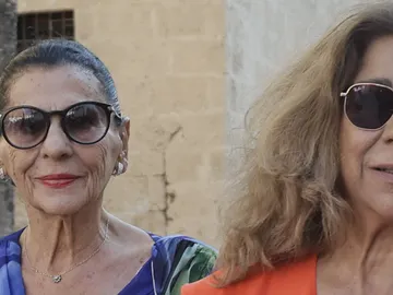 Lolita y su tía, Carmen Flores Lolita y su tía, Carmen Flores