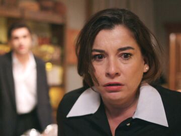 Seyran descubre la traición de Sultan: ¿qué está echando en su bebida? 
