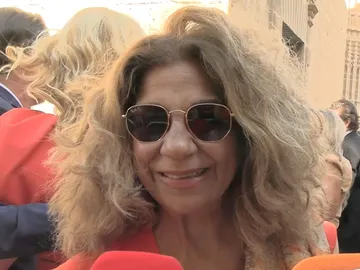 Lolita Flores en la boda de Paty, hija de Quique Sánchez Flores Lolita Flores en la boda de Paty, hija de Quique Sánchez Flores