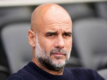 Guardiola entiende las críticas de Klopp: "Quizás el Mundial nos destruya y seamos un desastre"