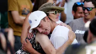 Oliver Tarvet tras ganar su primer partido en Wimbledon Oliver Tarvet tras ganar su primer partido en Wimbledon