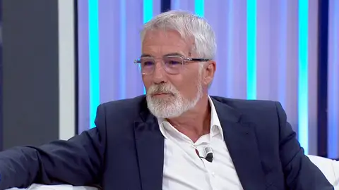 David Cantero aclara la verdad sobre su complicada infancia: "Para la dictadura de Franco, yo era un bastardo"