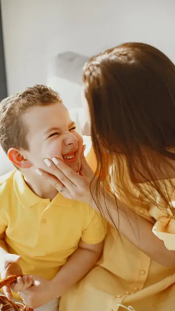 Madre con su hijo Madre con su hijo