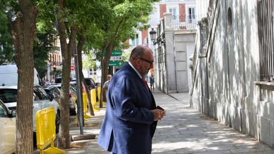 Koldo Garc&iacute;a a su llegada al Supremo