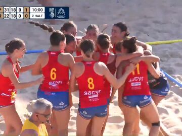 España es campeona del mundo sub-17 por partida doble en el balonmano playa
