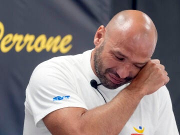 Felipe Perrone, en la rueda de prensa en la que ha anunciado su retirada del waterpolo Felipe Perrone, en la rueda de prensa en la que ha anunciado su retirada del waterpolo