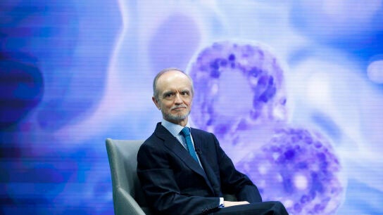 Eduardo L&oacute;pez Bran, jefe del servicio de Dermatolog&iacute;a del Hospital Cl&iacute;nico San Carlos