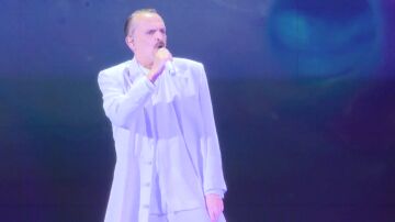 Miguel Bosé