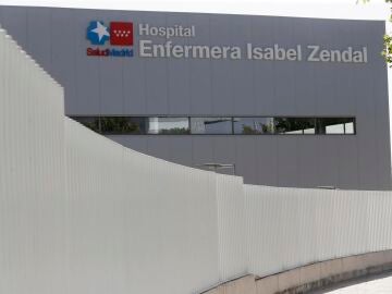 Fachada del Hospital Enfermera Isabel Zendal 