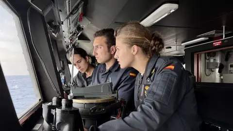 La princesa Leonor haciendo prácticas en alta mar La princesa Leonor haciendo prácticas en alta mar