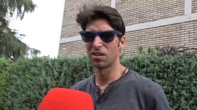 Primeras imágenes de Cayetano con las heridas tras su detención y las negociaciones por las de la trifulca: 