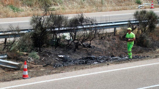 Imagen del lugar del accidente en el que el futbolista del Liverpool Diogo Jota, de 28 a&ntilde;os, y su hermano Andr&eacute;, de 26, han fallecido