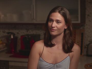 C&eacute;sar abre su coraz&oacute;n a Amanda con una improvisada cena a medianoche