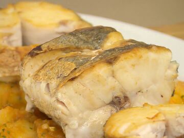 El truco de Karlos Arguiñano para saber cuándo está hecho el pescado