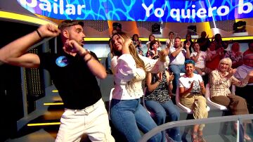 David Carrillo reivindica ‘Yo quiero bailar’ y monta una fiesta veraniega al ritmo de Sonia y Selena