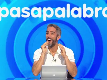 El hilarante troleo de Manu a Roberto Leal ‘atacando’ su punto débil: “¡Vaya faltada!” El hilarante troleo de Manu a Roberto Leal ‘atacando’ su punto débil: “¡Vaya faltada!”