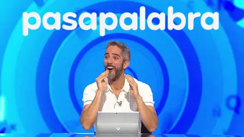 El hilarante troleo de Manu a Roberto Leal ‘atacando’ su punto débil: “¡Vaya faltada!” El hilarante troleo de Manu a Roberto Leal ‘atacando’ su punto débil: “¡Vaya faltada!”