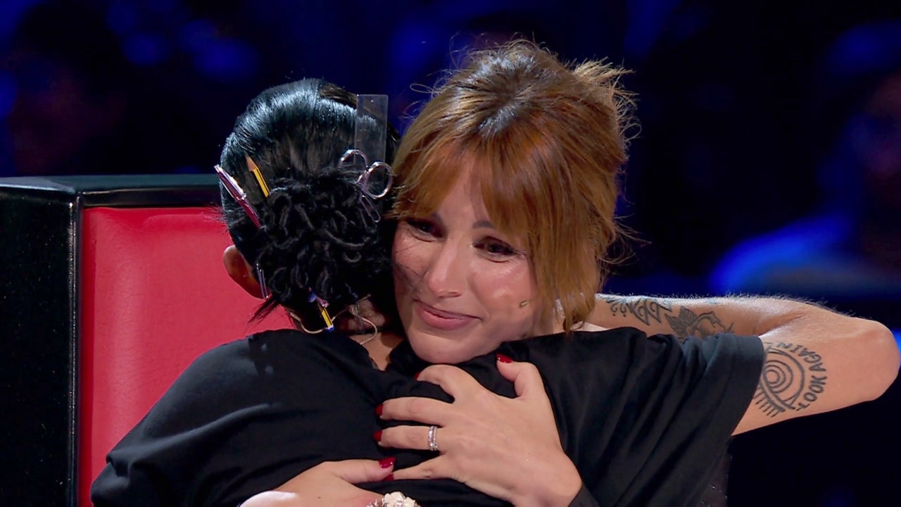 las lágrimas de Edurne al ver a Natalia Lacunza cantando con una de sus talents las lágrimas de Edurne al ver a Natalia Lacunza cantando con una de sus talents