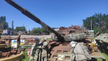 Tanques rusos y otros vehículos blindados