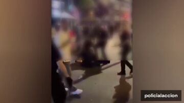 La pelea fue grabada por varios testigos 