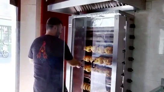 Trabajadores al límite: profesiones que "arden" en plena ola de calor Trabajadores al límite: profesiones que "arden" en plena ola de calor